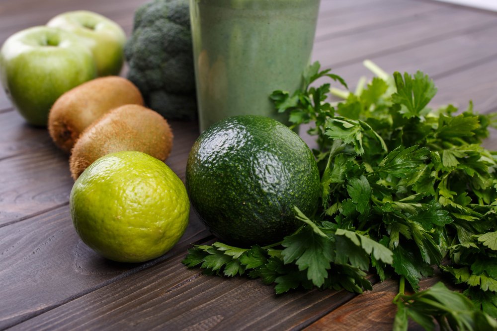 Alimentos detox que ajudam a limpar o corpo e melhorar a digestão