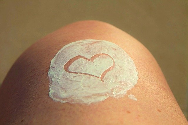Imagem ilustrativa de produtos de skin care e cuidados com a pele